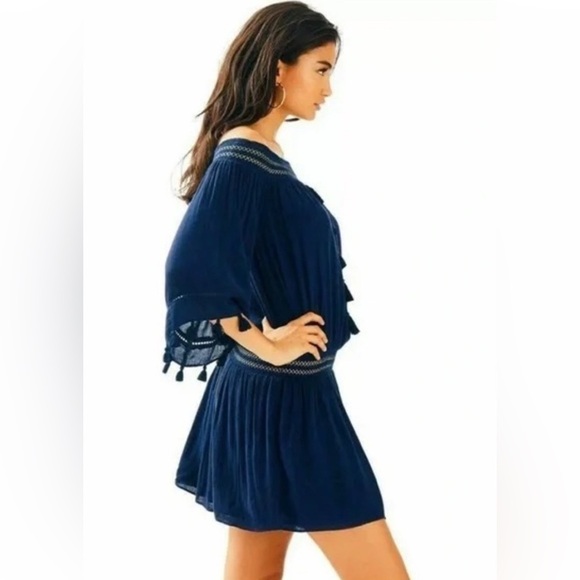 Lilly Pulitzer "Joelle" Off The Shoulder Tunic Dress Navy Blue Smocked small - Picture 2 of 4